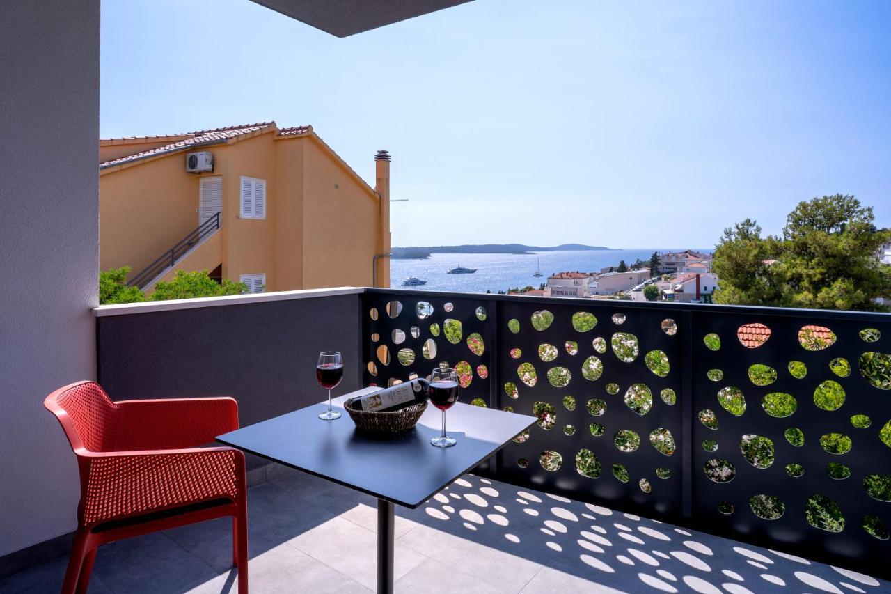 Sun&Lux Resort - Hvar Хвар Екстер'єр фото